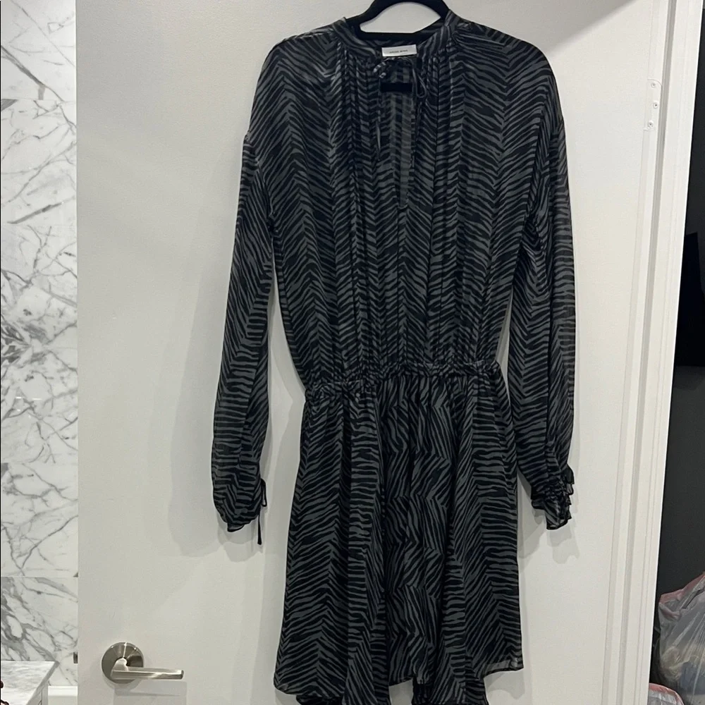 Elegant Black and Gray Zebra Print Dress - Picture 5 of 5